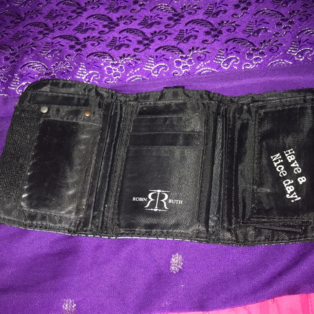 Robin Ruth Orlando City Wallet💫 - Picture 3 of 6